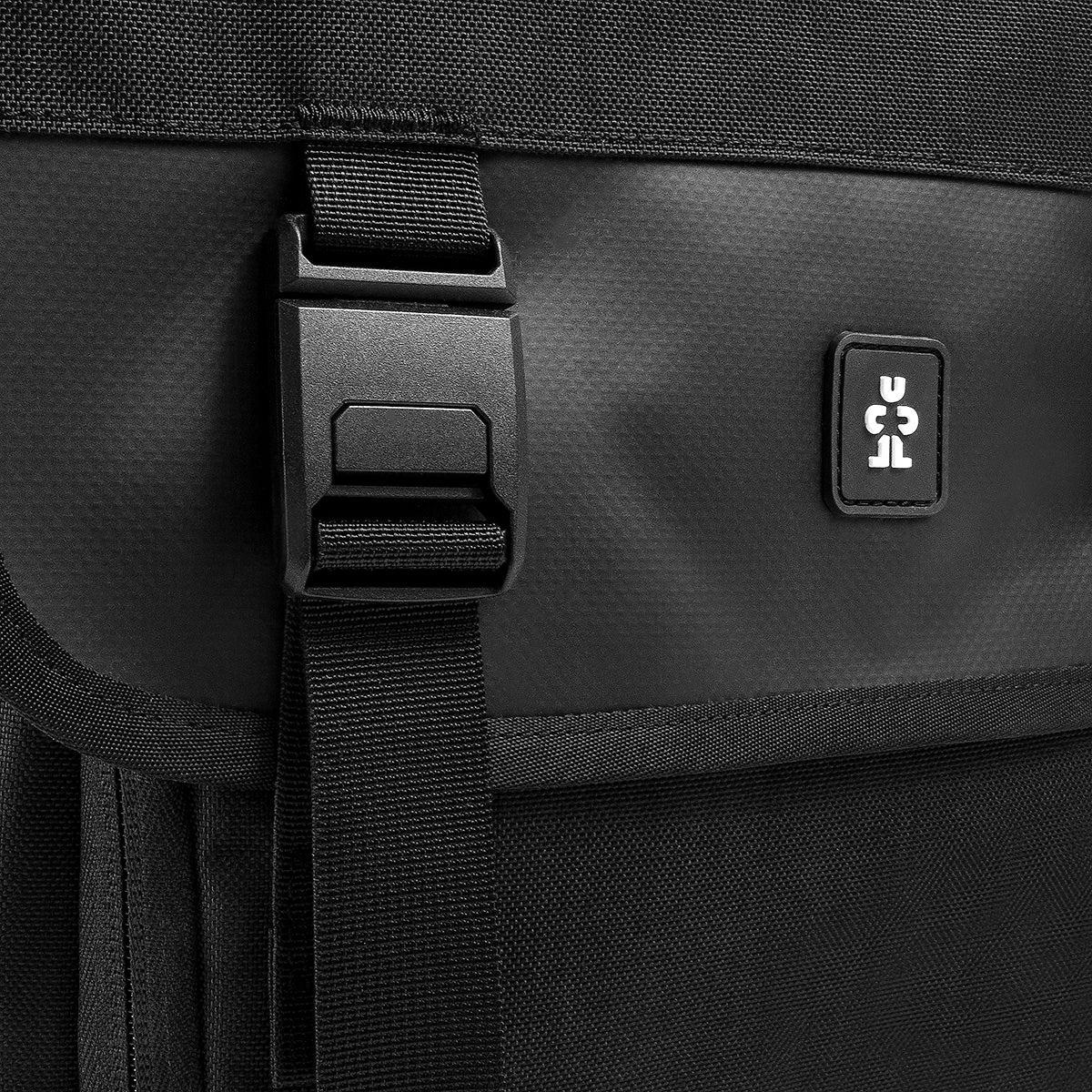 FrontRow Camera Half Backpack