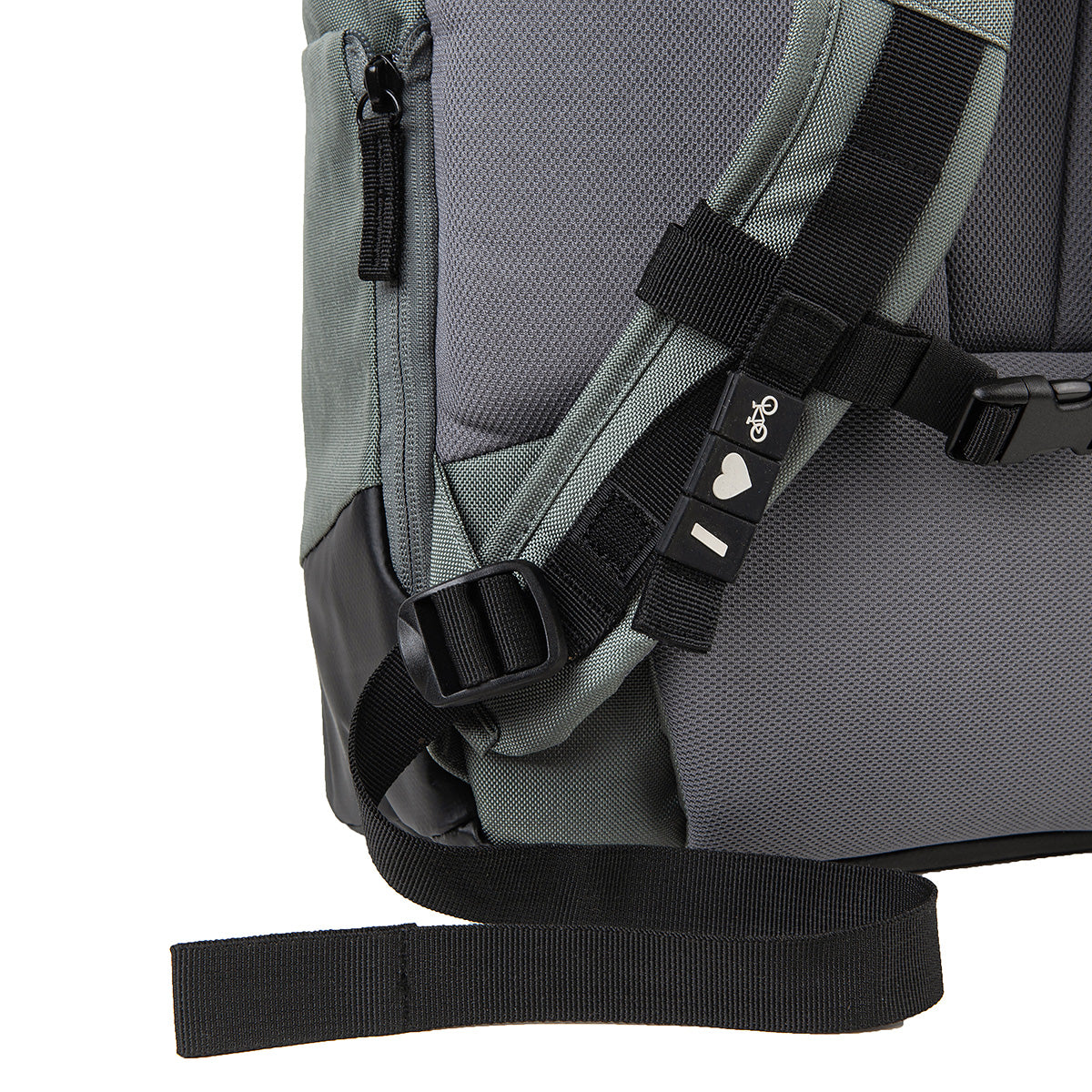 Road Mentor Rolltop Rucksack M (14'')