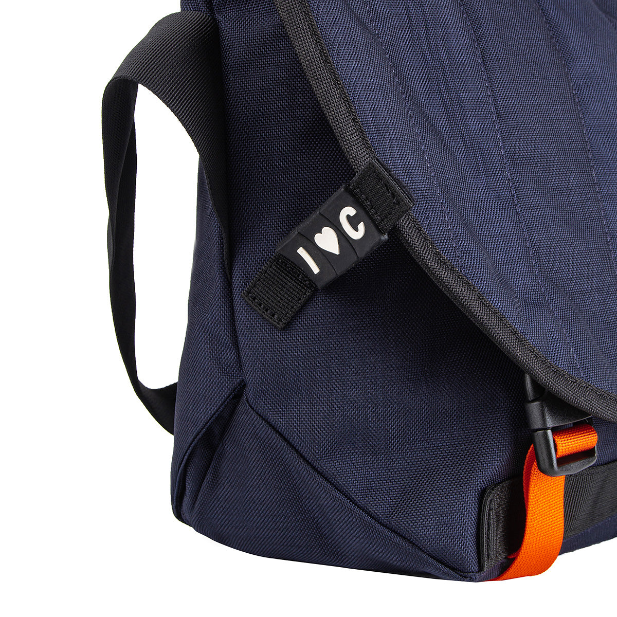 Dinky Di Companion 13"
